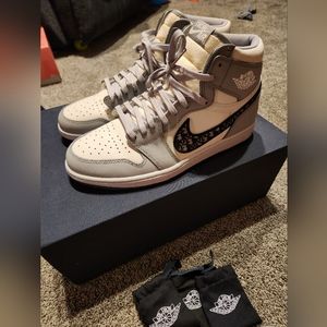 Dior Jordan 1